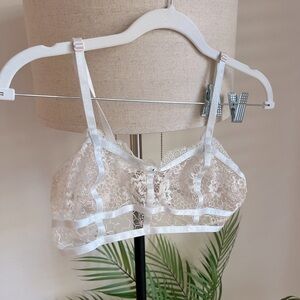 Free people bralette eyelet lace satin size small